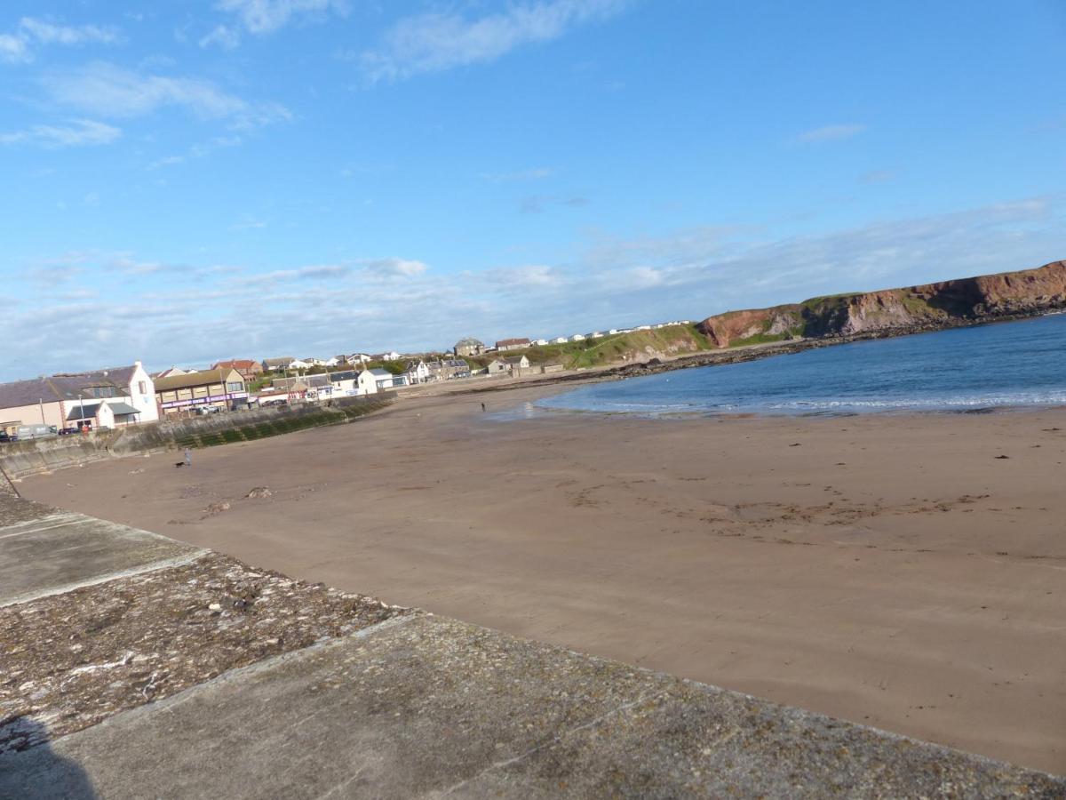 Relax In A 1 Bedroom Apartment Near A Country Pub Eyemouth Eksteriør billede